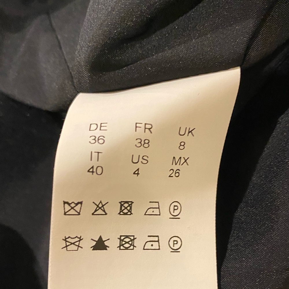 Hugo Boss dress - Picture 2 of 3